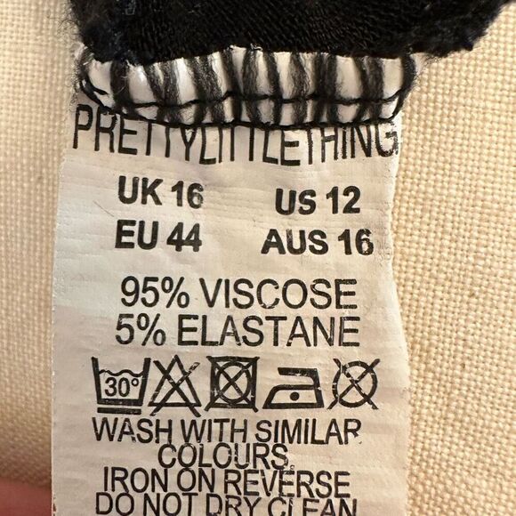 PrettyLittleThing Tie Front Jersey Long Sleeve Stretch Cropped Top Black Size 12 - Picture 5 of 5